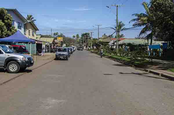 109 - Chile - isla de Rapa Nui o Pascua - Hanga Roa - avenida Atamu Tekena